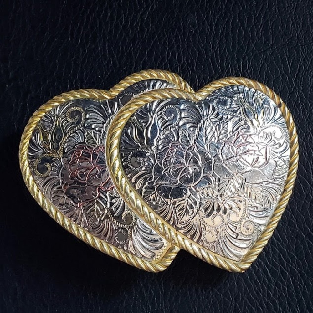 Western Double Heart Belt Buckle Gold Silver Tone Engraved Floral Rose Cowgirl